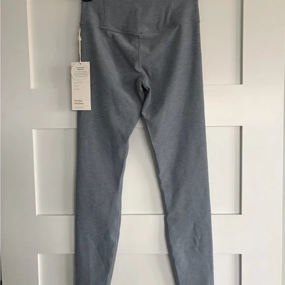 Vuori Clean Elevation Leggings - Picture 2 of 8